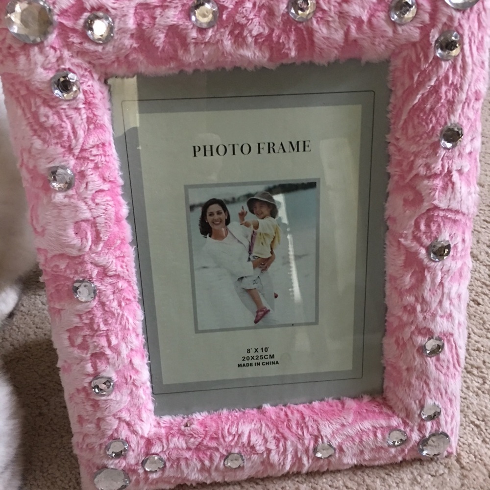 Boutique picture frame